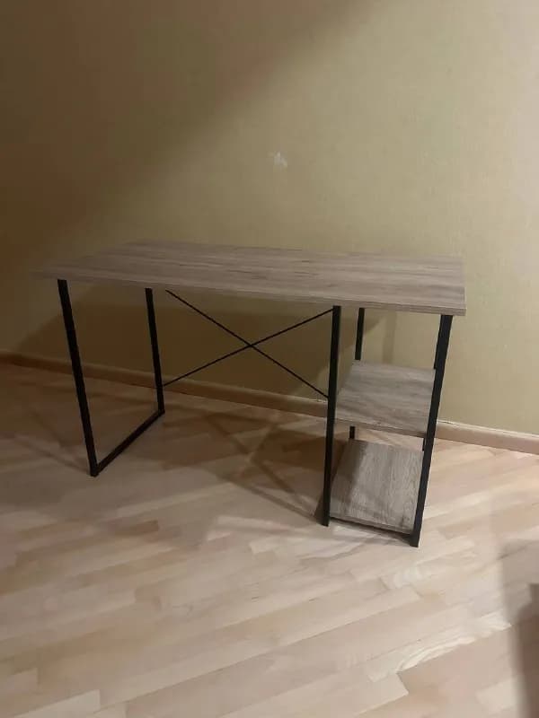 Рабочий стол — Тбилиси — 100 ₾