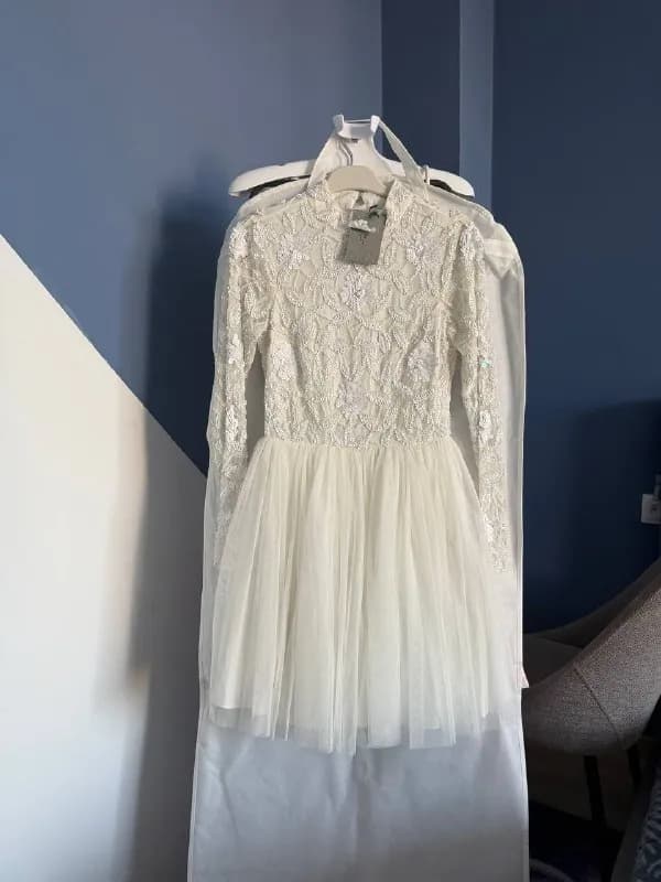 Очень нежное и красивое платье — Тбилиси — 36,195 ₾