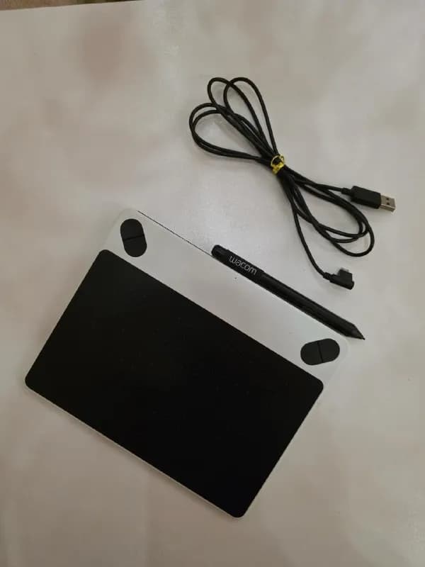 Wacom Intuos Draw CTL-490 — Тбилиси — 90 ₾