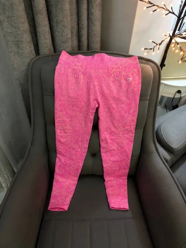 1. Леггинсы GymShark ADAPT ANIMAL X WHITNEY LEGGINGS — Батуми — 80 ₾