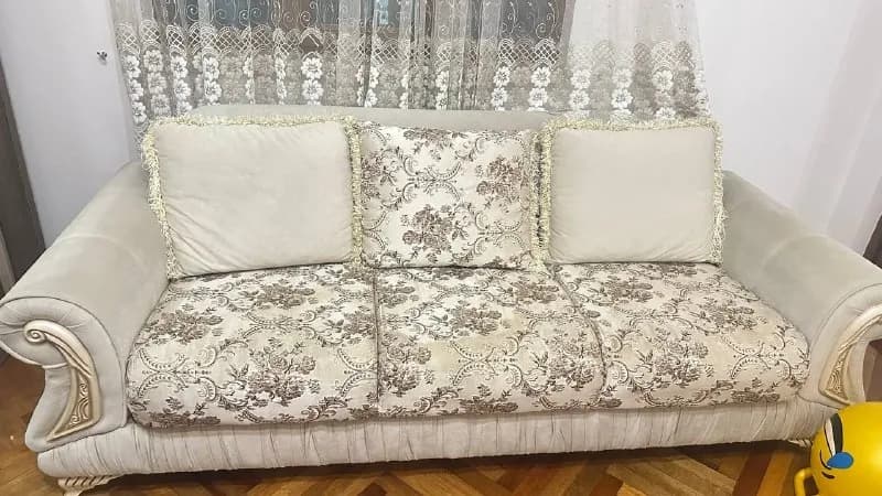 850 лари — Батуми — 850 ₾