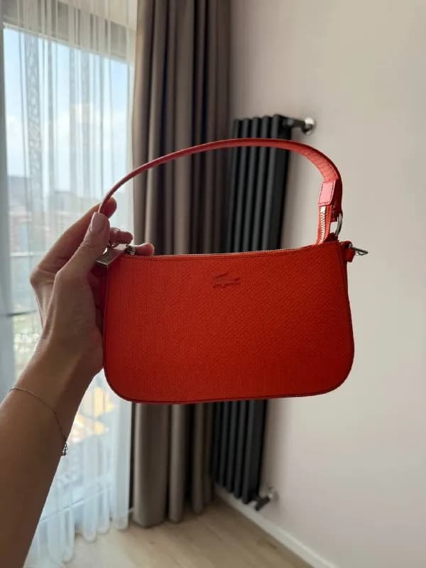 Lacoste 500lar — Батуми — 500 ₾