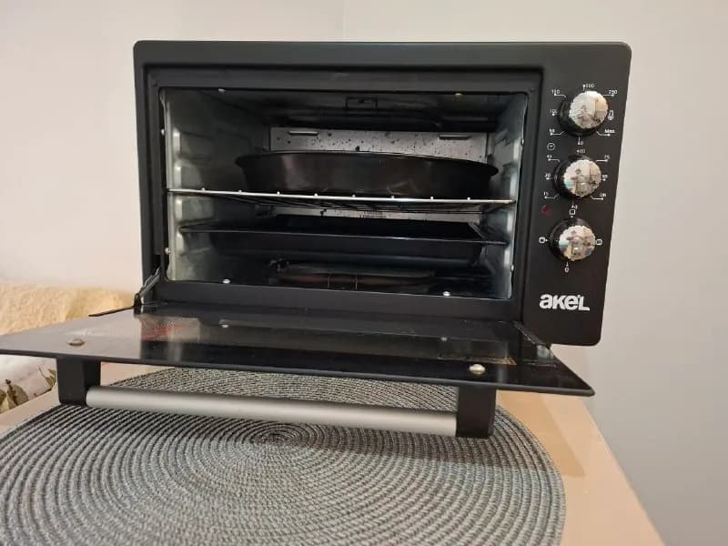 Электрическая мини-духовка Akel — Батуми — 80 ₾