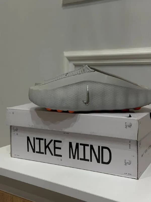 1.Nike Mind 42 — Батуми — 350 ₾