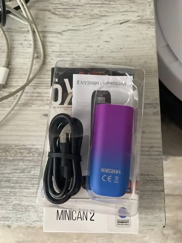 rgb подсветкой, длина провода 2,3 м, облупился кожзам на амбушюрах — Батуми — 20 ₾