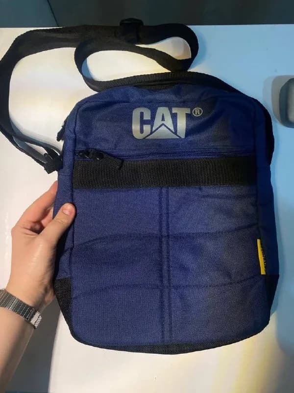 Cat — 45 лари — Батуми — 45 ₾