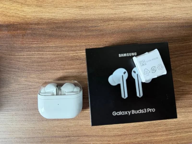 Samsung Galaxy Buds3 Pro (White) — Батуми — 300 ₾