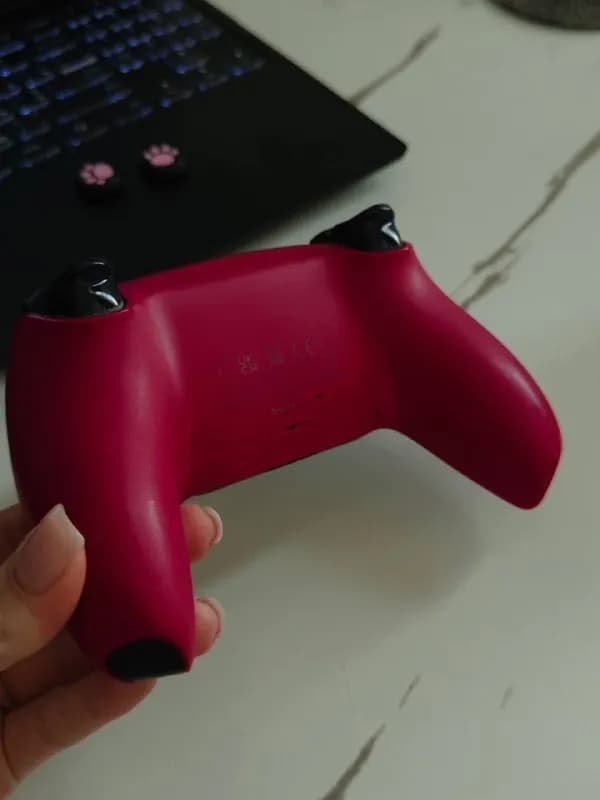 PS5 DualSense и зарядная станция — Тбилиси — 130 ₾