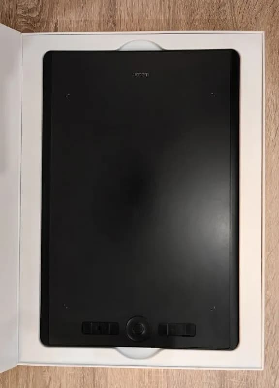 Графический планшет Wacom Intuos Pro Large — Тбилиси — 600 ₾