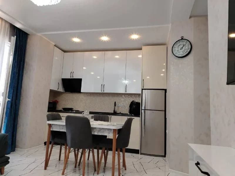 2+1 по улице Генерала Аслана Абашидзе, 22а☑️ — Батуми — 700 $