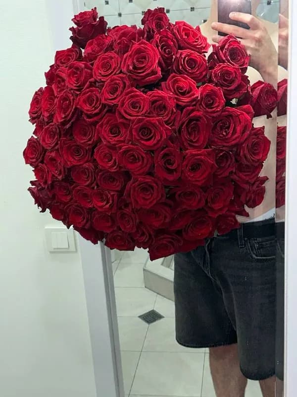 101 роза сегодня, срочно — Тбилиси — 1 200 ₾