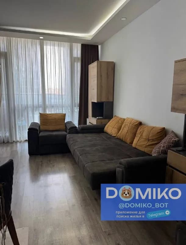 2+1, ½ этаж, 60 кв/м — Батуми — 500 $