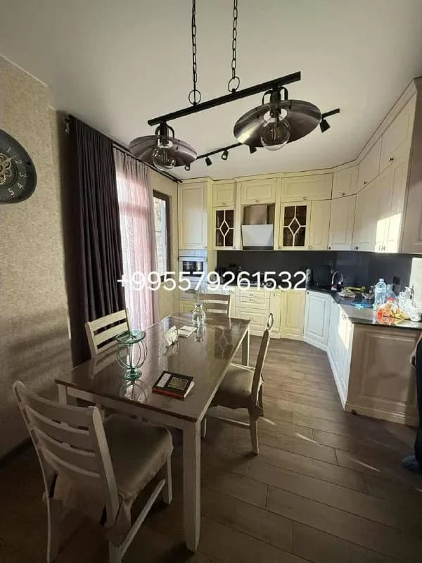 3+1 по улице Палиашвили, 16 (Старый Батуми) — Батуми — 2 000 $