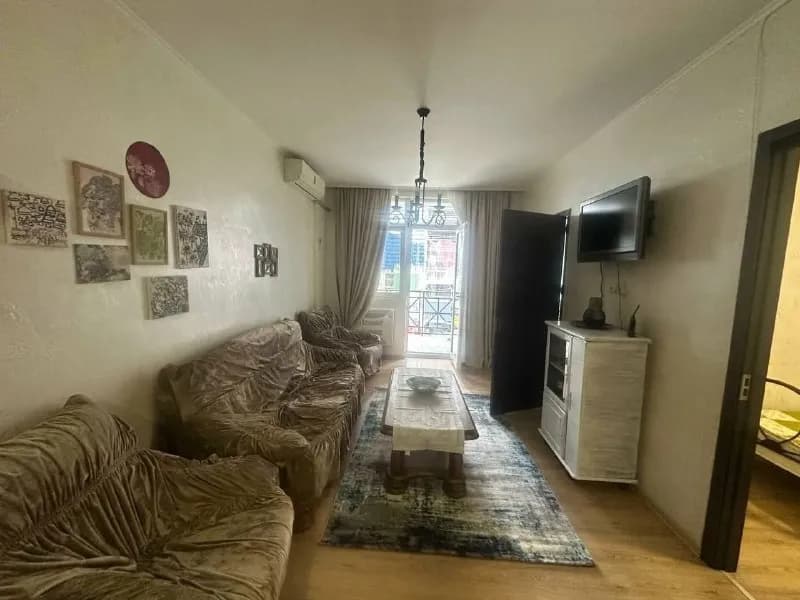 2+1 по улице Пиросмани, 18 — Батуми — 500 $