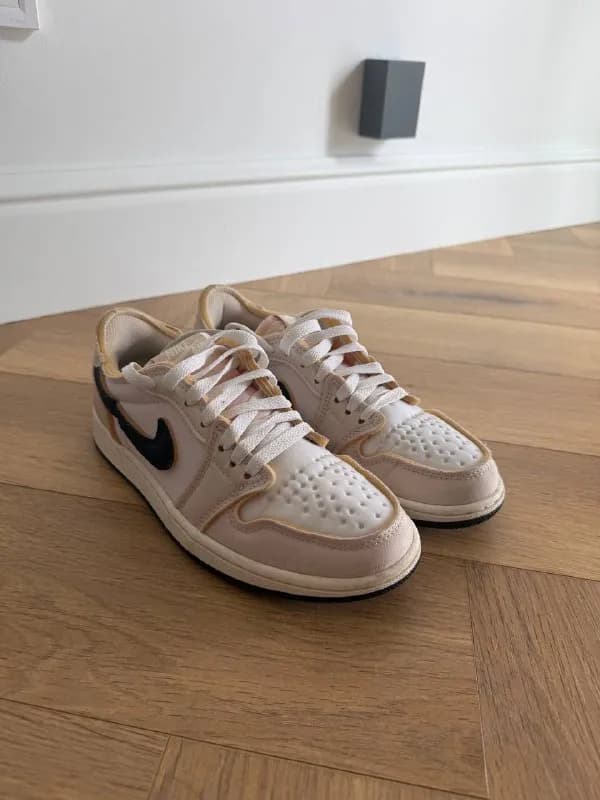 Nike Jordan оригинал, 38 eu. Состояние: новые. 150 лари — Батуми — 150 ₾