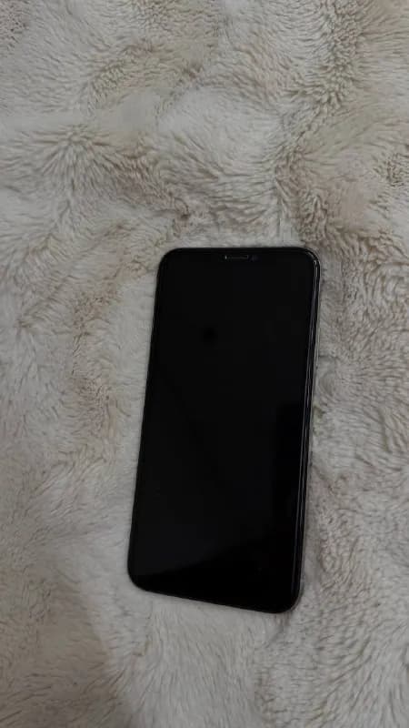 iPhone X 256 ГБ — Батуми — 200 ₾