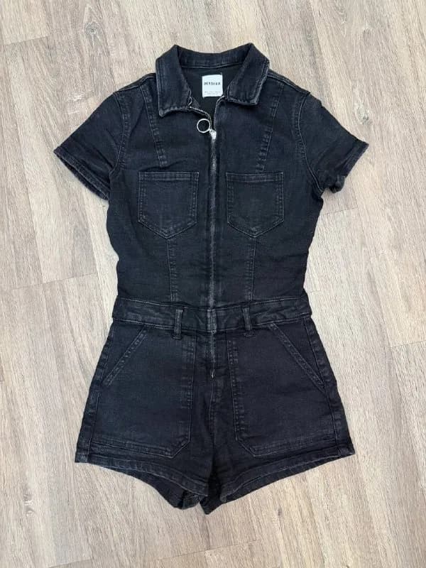 Комбинезон Bershka размер S — Тбилиси — 60 ₾