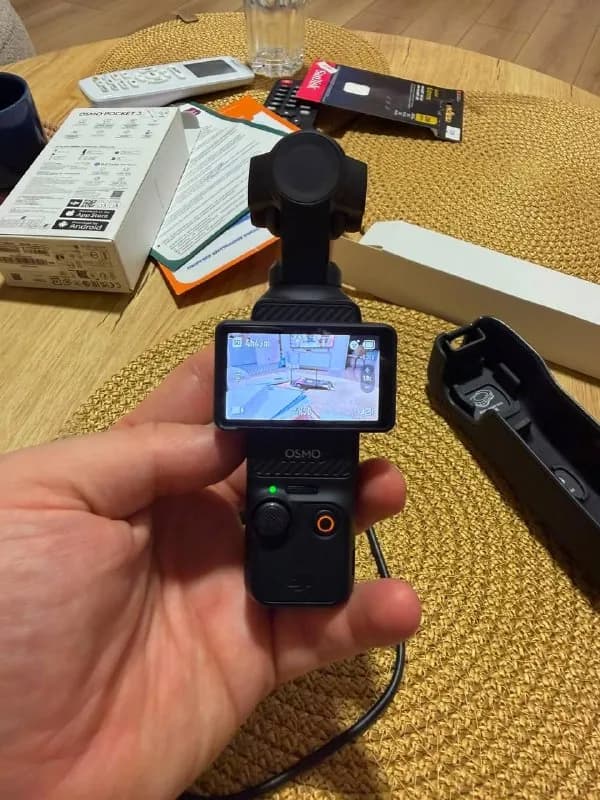 DJi osmo pocket 3 новый, не использовании на гарантии (1.5 лет). В комплекте фирменная карта на 256 — Тбилиси — 1 500 ₾