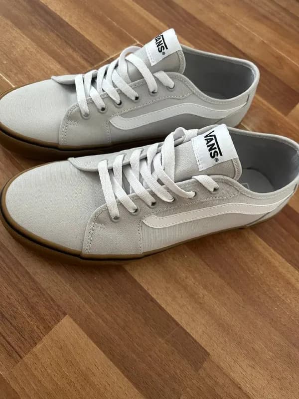 Кеды Vans новые — Батуми — 35 $