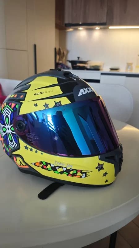 b>мотошлемa Axxis Draken Star</b>. Европейские шлема дочерней компани MT Helmets. Все международные — Батуми — 560 ₾