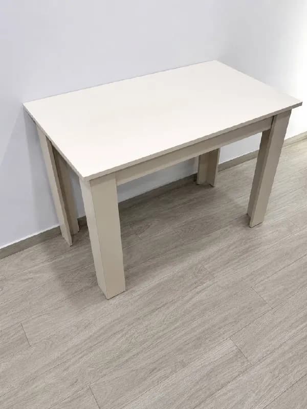 Стол новый из ДСП 1000×600×750 — Батуми — 100 ₾