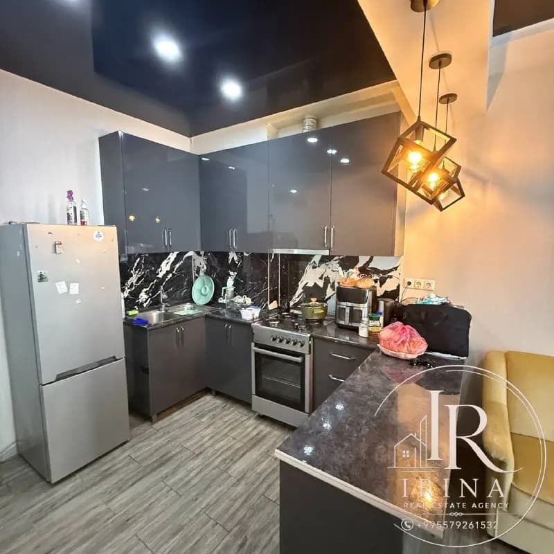 2+1 по улице 2-й переулок Инасоридзе, 8 — Батуми — 550 $
