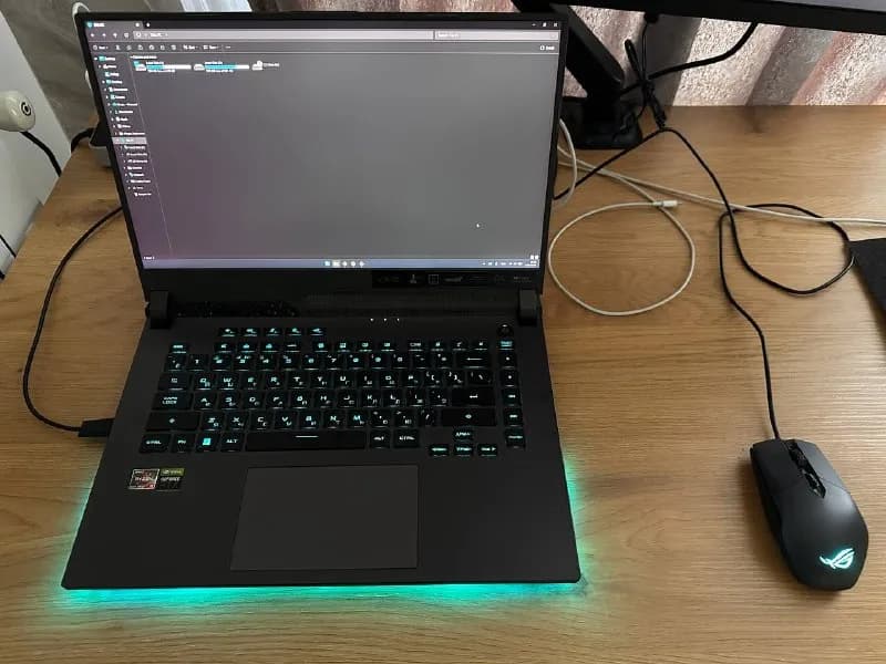 Asus ROG Strix G15 G513RW) — Батуми — 2 200 ₾