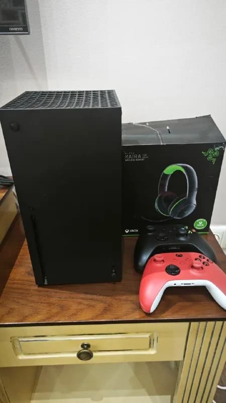 Xbox SX в отличном состоянии. — Батуми — 1 400 ₾