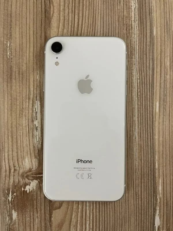 iPhone XR на 64GB. — Тбилиси — 150 ₾