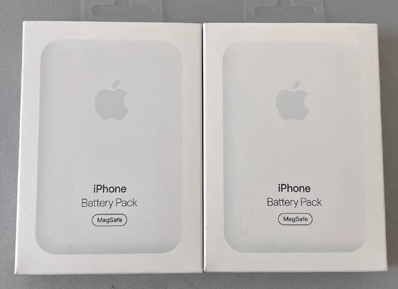 IPhone (MagSafe battery pack) — Тбилиси — 30 ₾