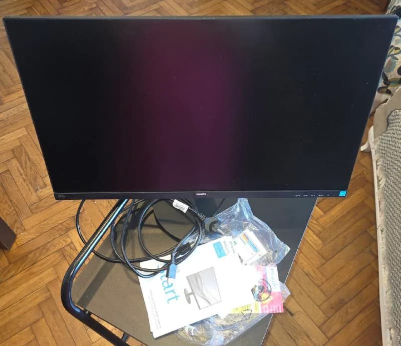 Philips 27» Full HD — Батуми — 230 ₾