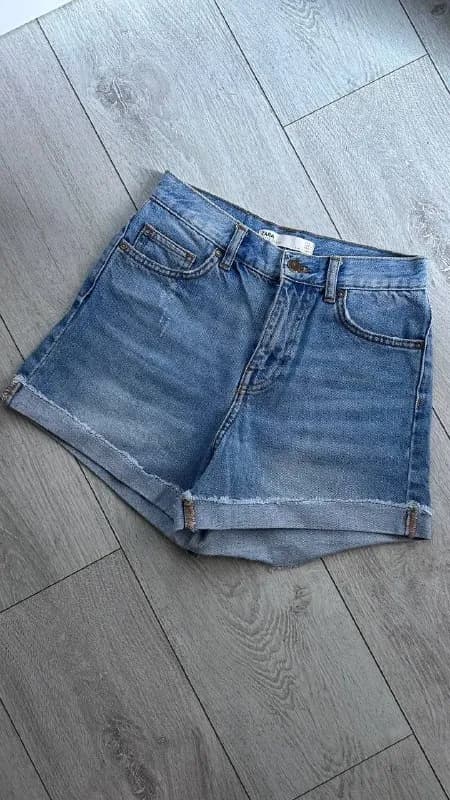 Zara — Батуми — 10 ₾