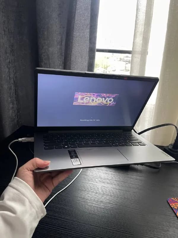 Lenovo IdeaPad 1i (Gen 7) — Батуми — 450 350 ₾