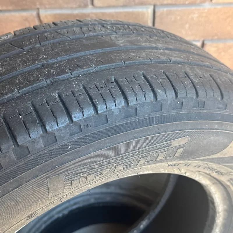 2 шт) летних шин (летняя резина) 205 / 70 15 Pirelli Scorpion. Состояние хорошее, 2020 год. — Батуми — 50 ₾