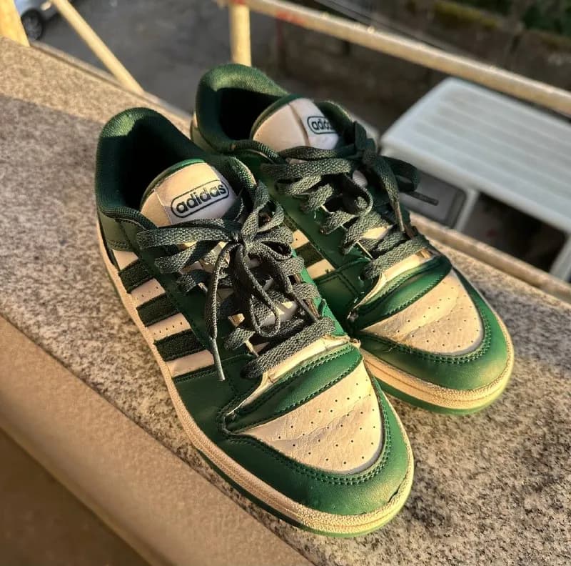 Adidas и шлепки Puma, оригинал, приобретены в Германии, ребёнок вырос, состояние хорошее, размер 38 — Батуми — 15 ₾