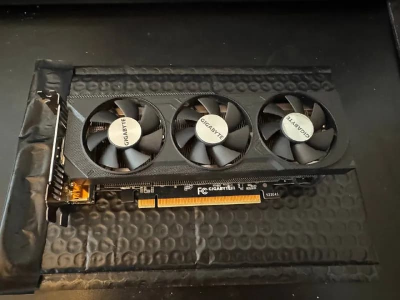 Gigabyte Geforce RTX4060 8GB Low Profile — Батуми — 1 000 ₾