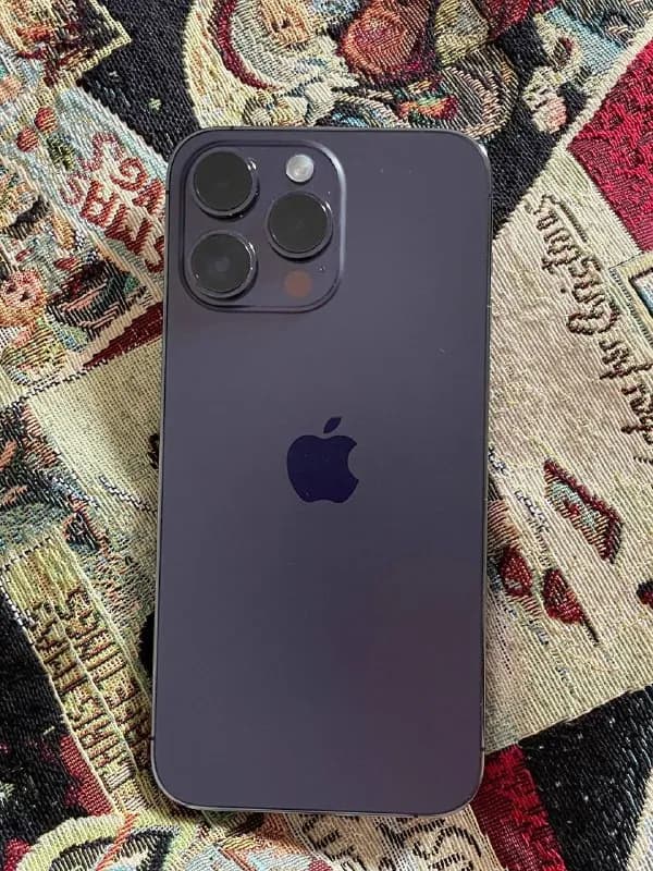 iphone 14 pro max 256гб, в отличном состоянии, с оригинальным аккумулятором 77% — Батуми — 1 300 ₾