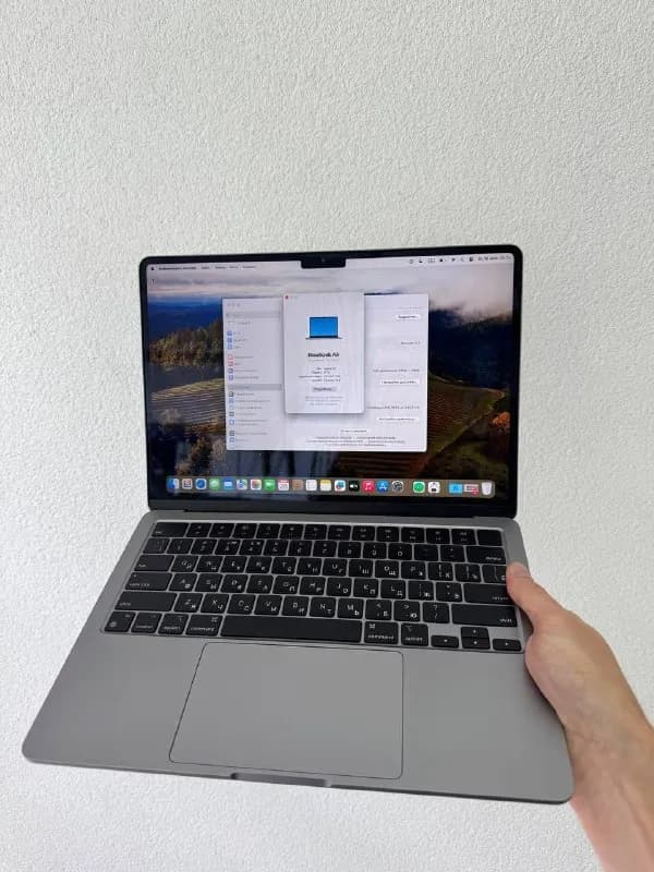 MacBook M3 Air 13» (8/256GB) — Батуми — 1 900 ₾
