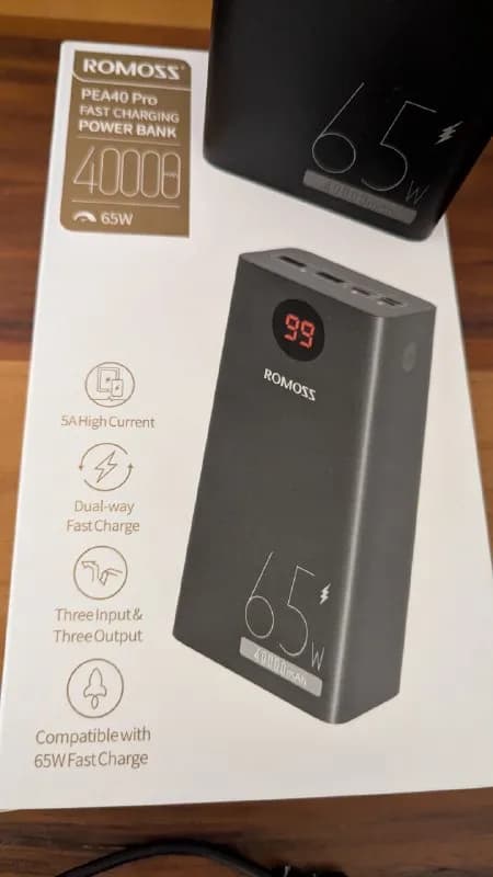power bank Romoss PEA40 Pro. Использовался редко (в основном для зарядки ноутбука, когда отключалось — Батуми — 150 ₾