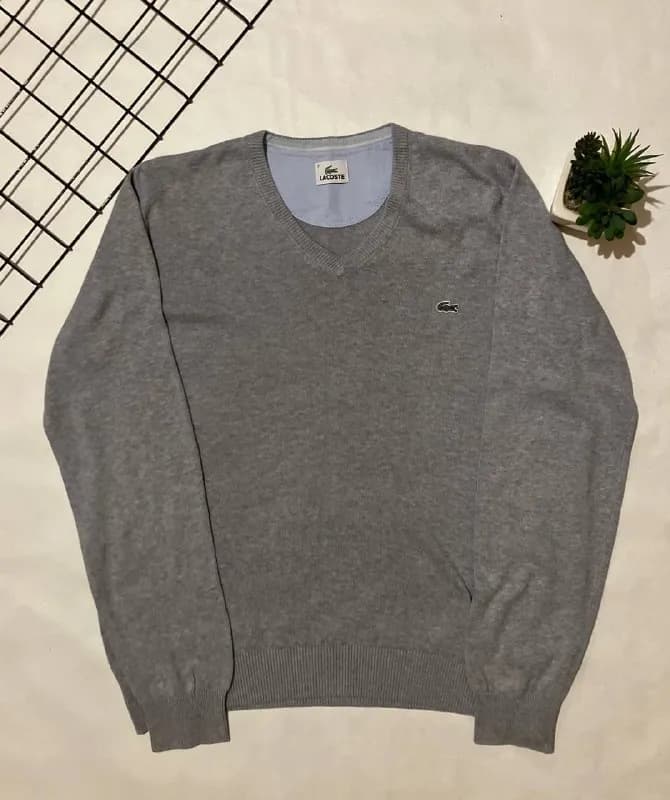 Lacoste V-sweatshirt — Батуми — 50 ₾