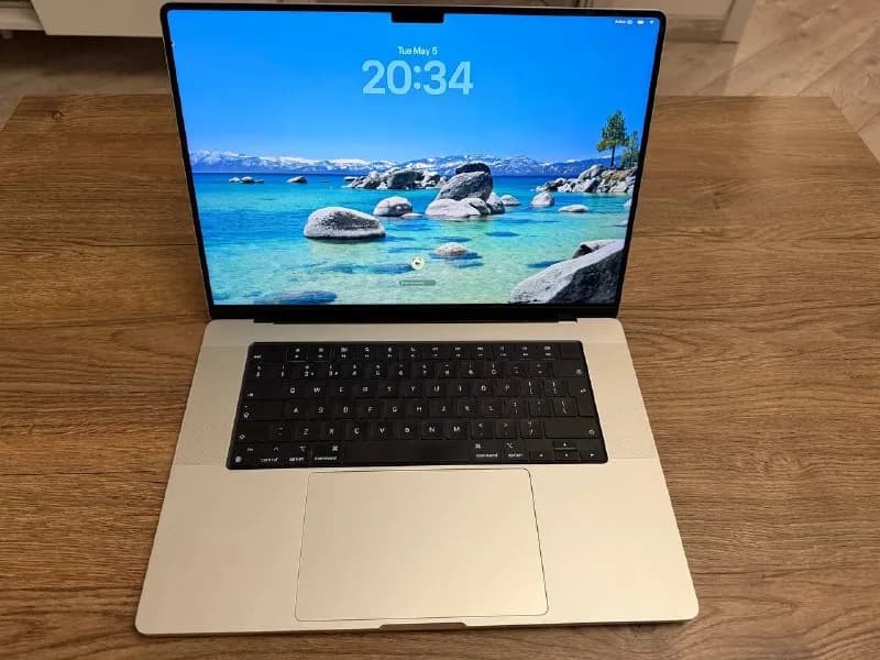 MacBook Pro 16» (2021) в отличном состоянии. — Батуми — 1 500 $