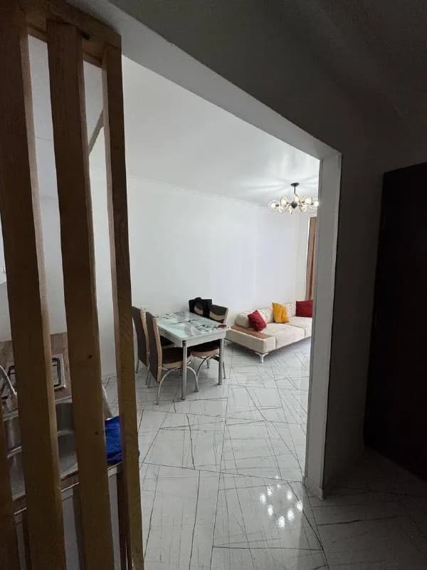 1+1 рядом с Гранд Молл — Батуми — 450 $
