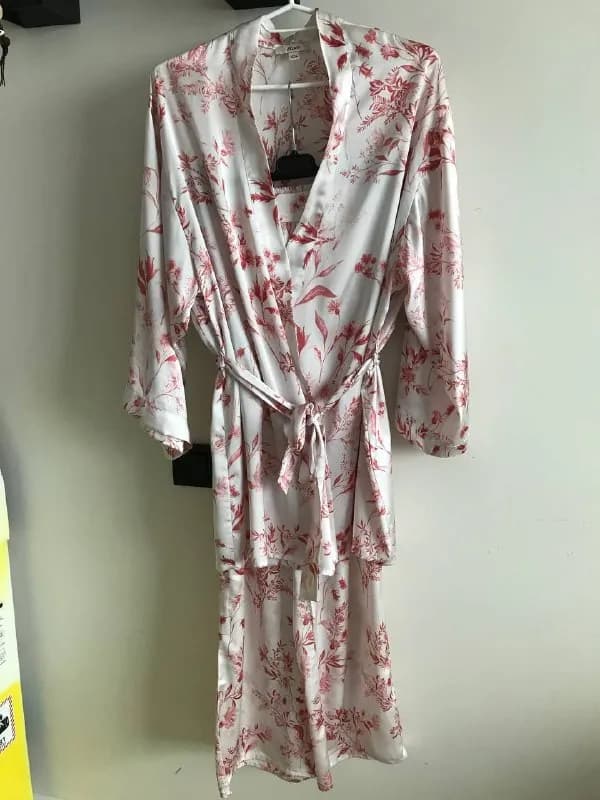 ETAM Lingerie — Батуми — 30 ₾