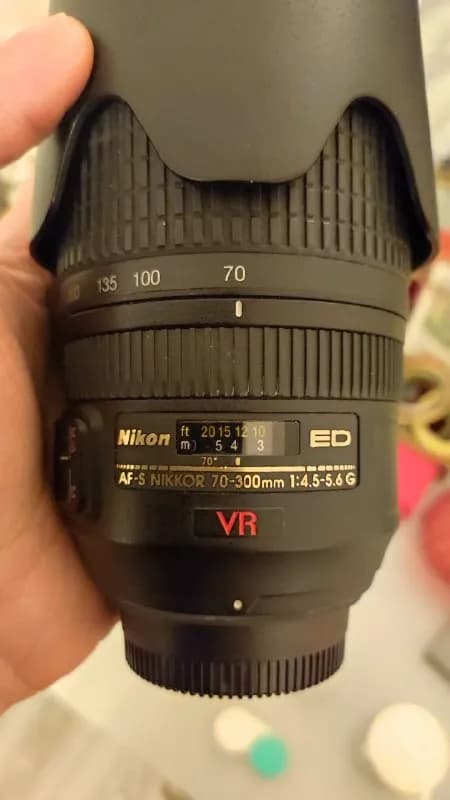 Nikkor (Nikon) AF-S 70-300 f/4.5-5.6 VR. — Батуми — 550 ₾