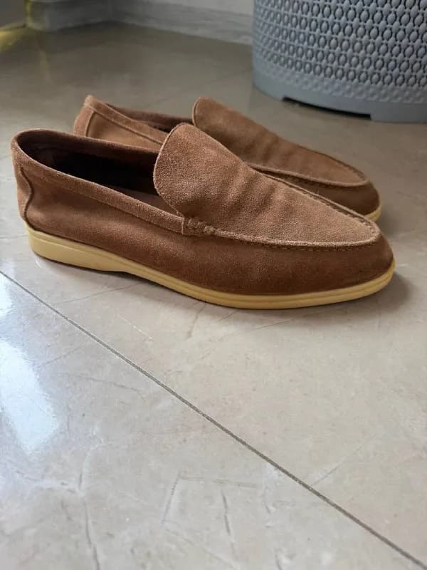 Loro Piana 43 размер 100 лари, кожа — Батуми — 100 ₾