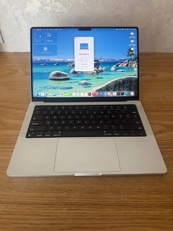 Macbook M3 Pro 14' (18/512GB) Silver — Тбилиси — 4,100 ₾