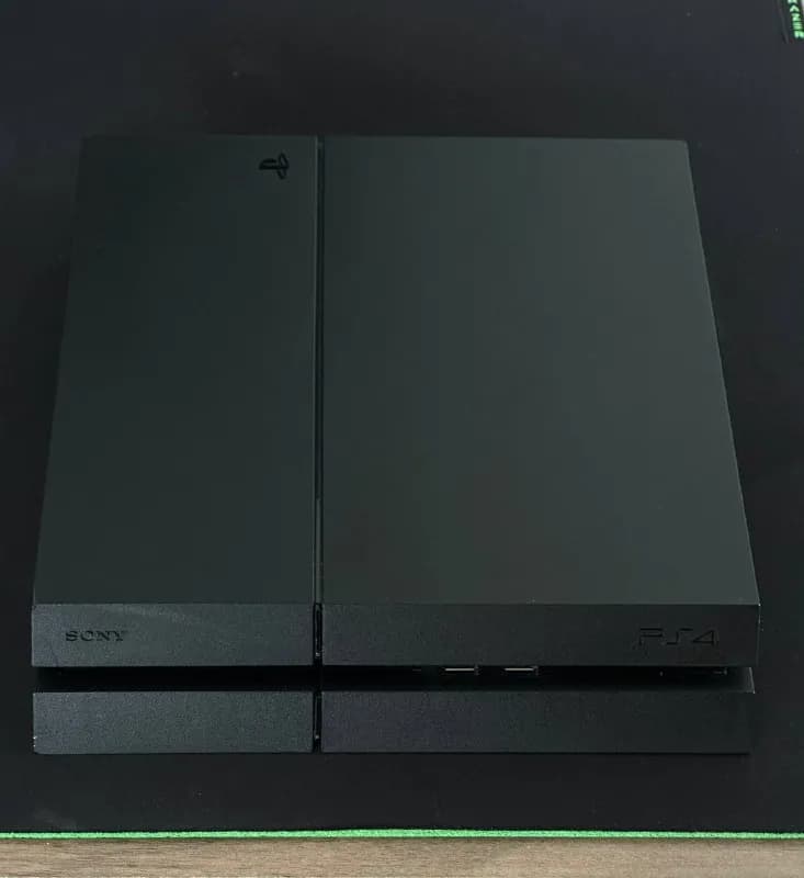PS4 Fat 1TB с джойстиками и играми — Тбилиси — 320 ₾