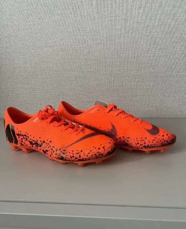 Бутсы Nike новые — Тбилиси — 110 ₾
