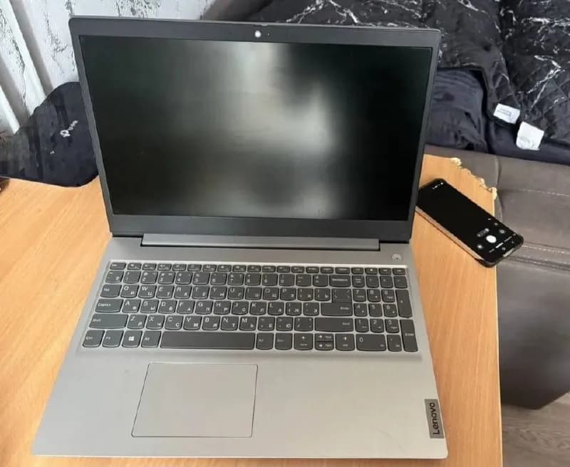 Lenovo IdeaPad 3 15IIL05 — надежный ноутбук. Работает быстро, тихо и стабильно, без зависаний и как — Батуми — 580 ₾