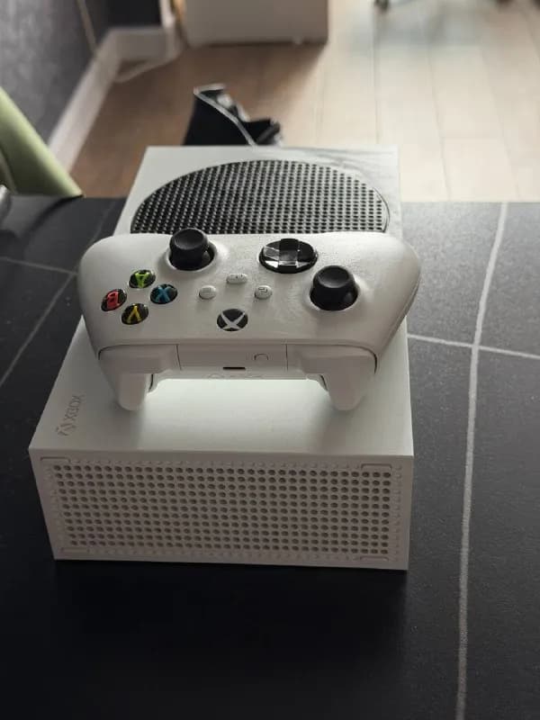 xbox series s — Батуми — 600 ₾